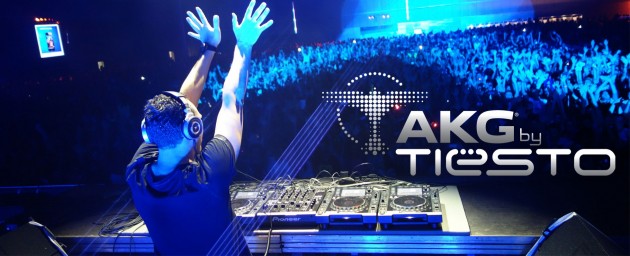 AKG tem linha de fones assinada por DJ Tiësto